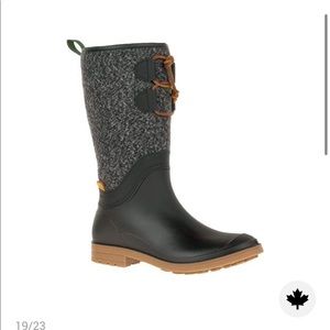 Kamik Abigail lined winter women boots size 7